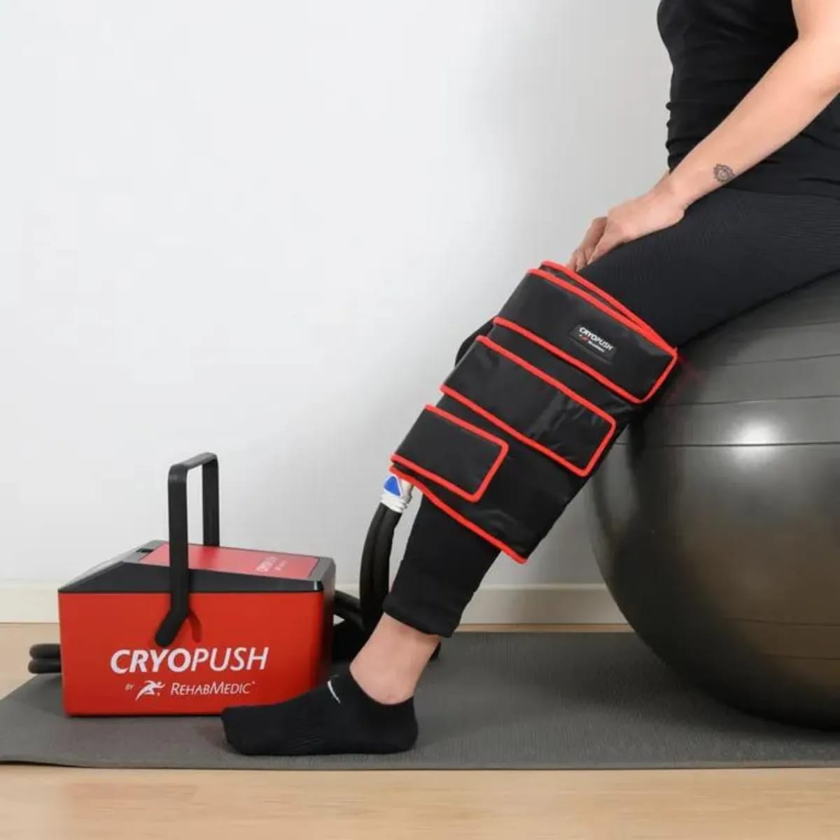 Alquiler de crioterapia en casa. Equipo de frio para rodilla.
