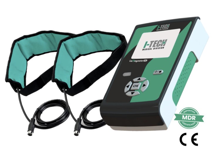 Equipo de magnetoterapia con pantalla y controles con dos complementos